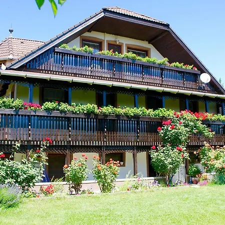 Apartment Rozsahaz Balatonfured